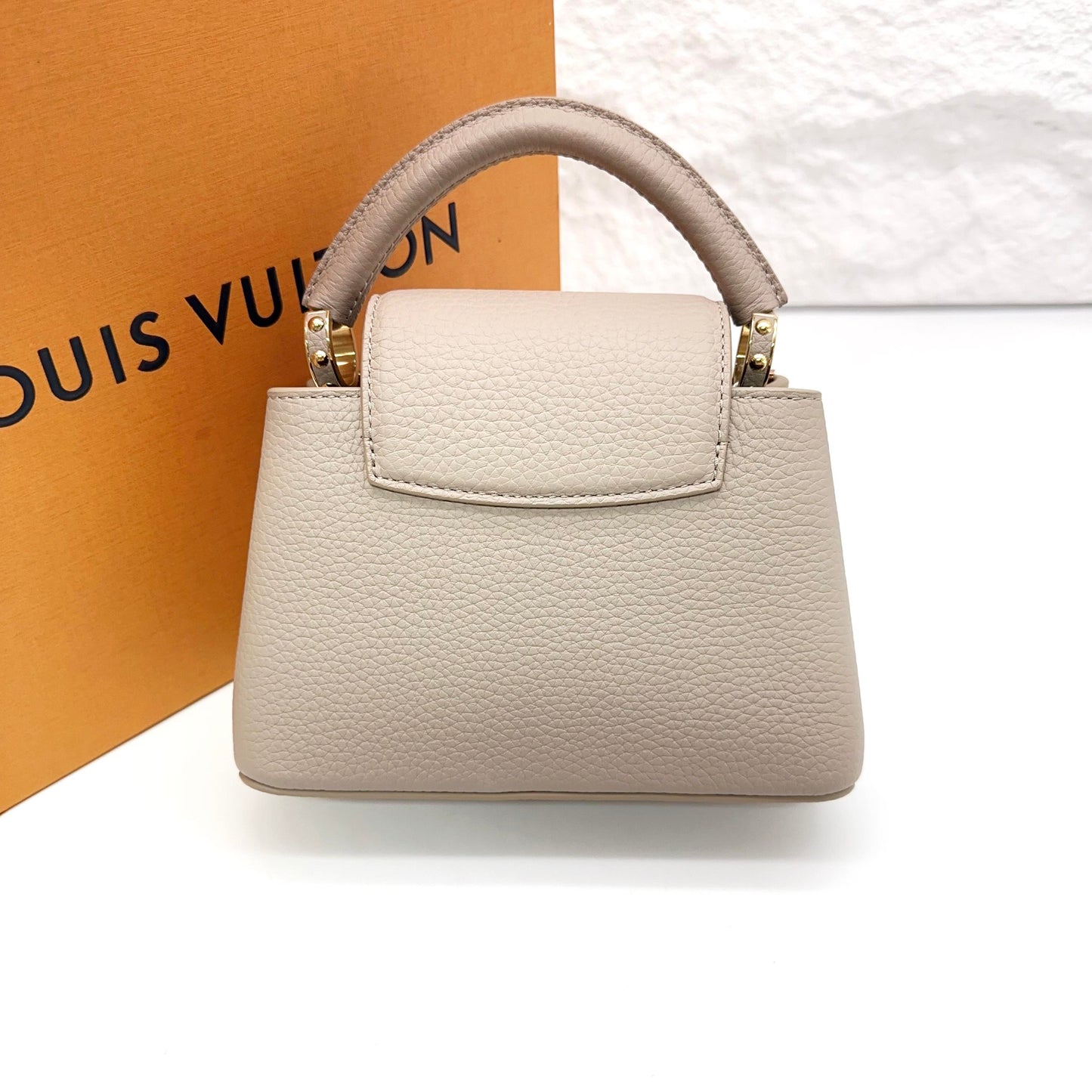 Louis Vuitton Capucines Mini in Beige Taurillon Leather with Gold-Tone Hardware [Pre-Owned]