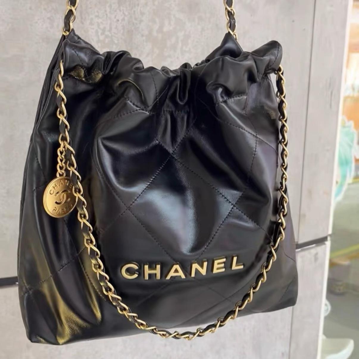 Chanel 22 Small Handbag in Black Calfskin with Gold-Tone Hardware [Pre-Owned]