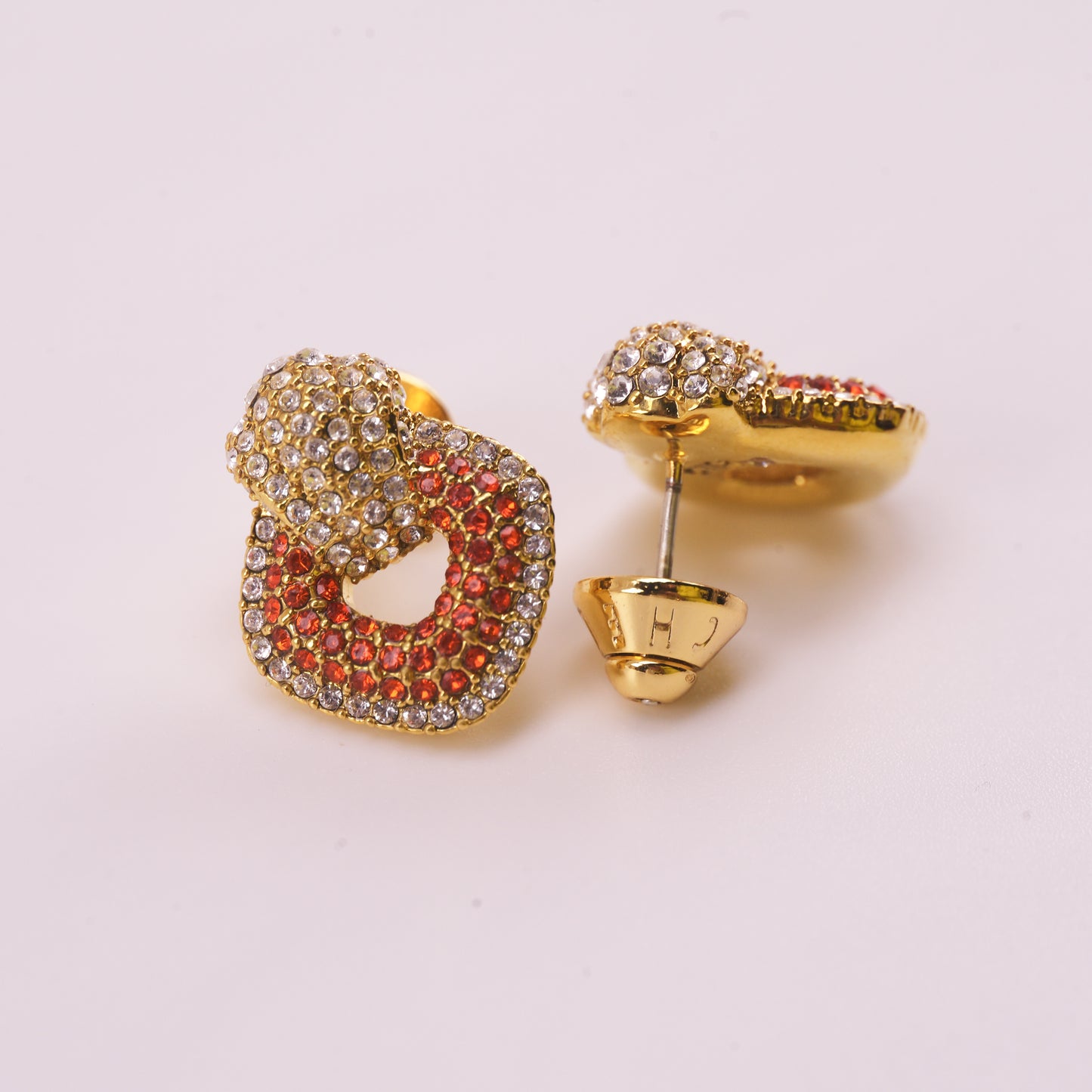 Red Heart, In Between